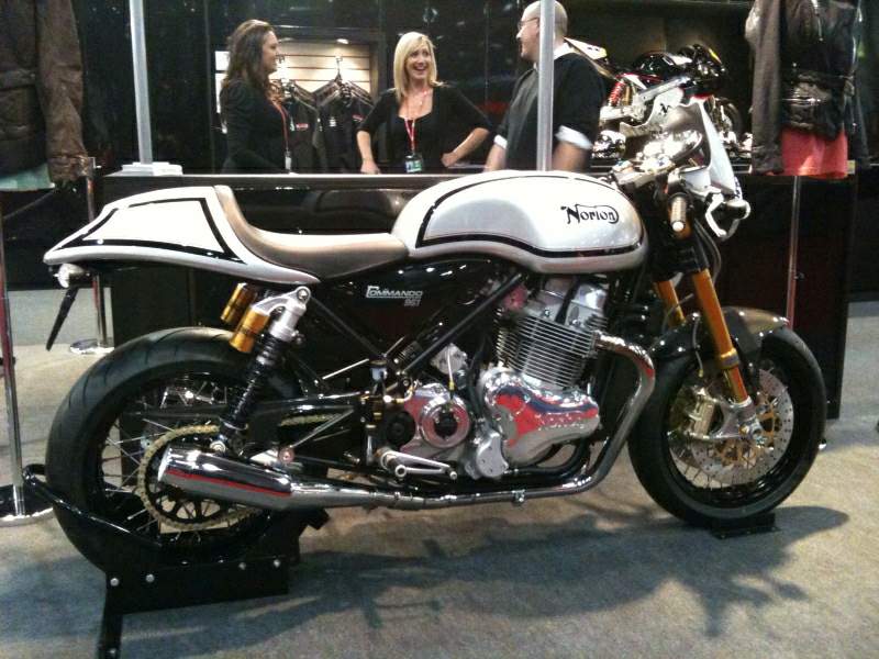 Norton Commando Cafe Racer 5715